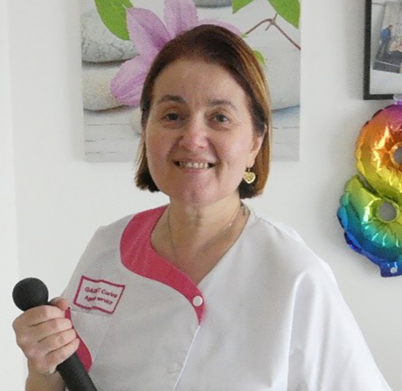 Corinne - Agent de Service Hôtelier