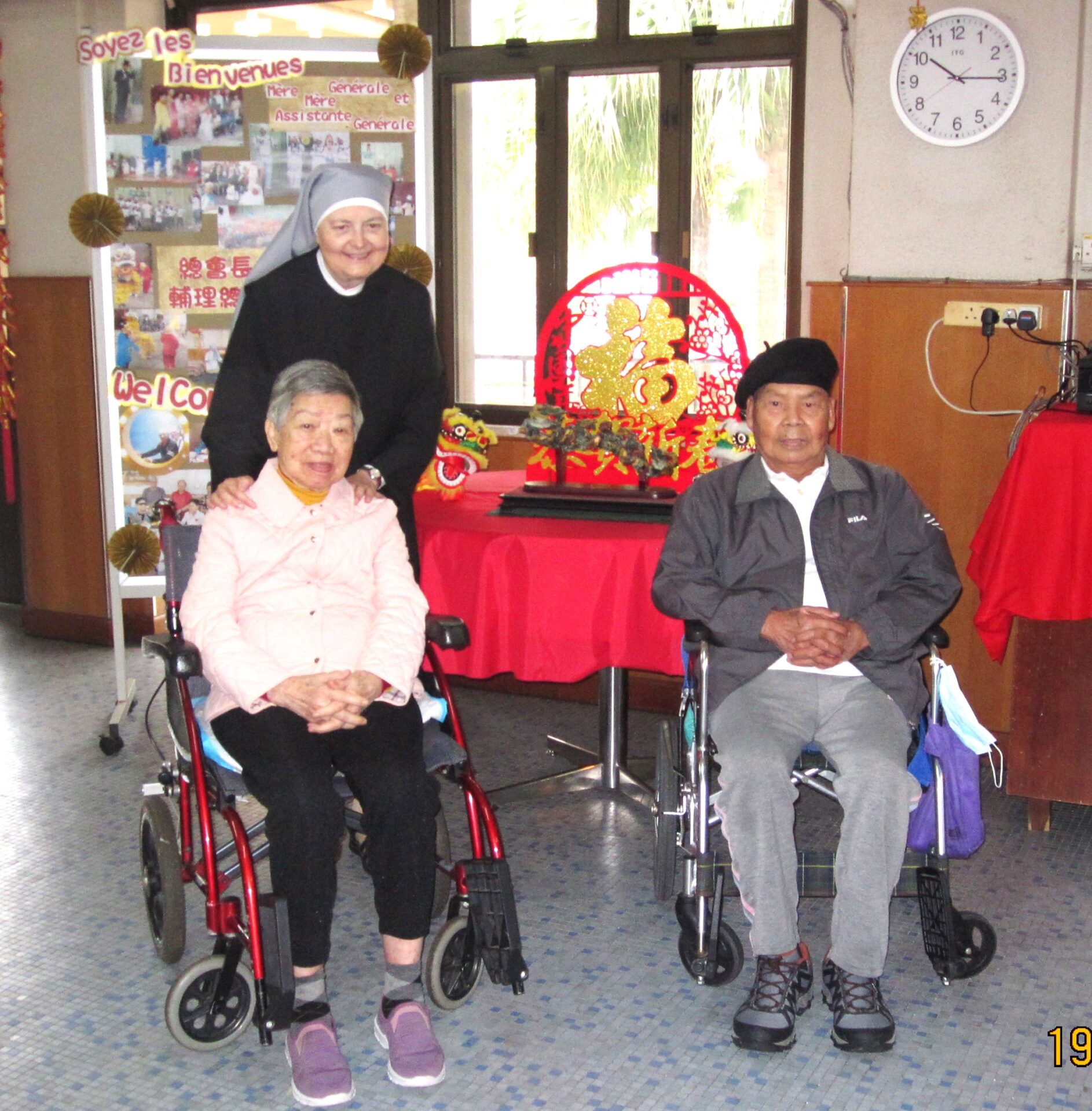 Visite de Mère générale à Aberdeen (Hong-Kong)