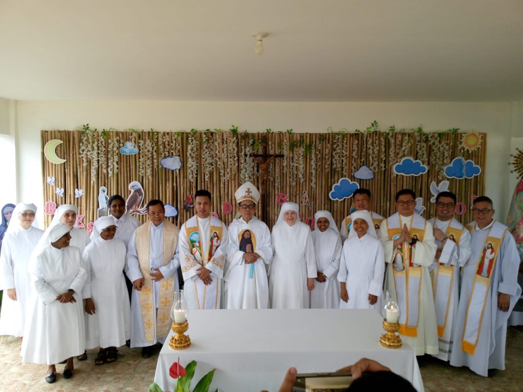 Visite de Mère générale à Pampanga (Philippines)