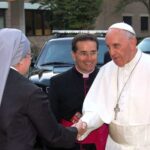 Pape François et une Petite Soeur, à Washington en Septembre 2015