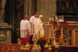 Pape Benoit XVI lors de Messe de la Canonisation de Jeanne Jugan