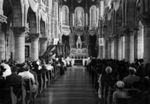 chapelle un jour de fête en 1956