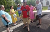 Personnes pauvres qui font la fête
